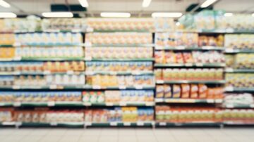 Niebotyczne zarobki w zarządzie Biedronki! Przepaść między pensją członków zarządu a pracownikami marketów jest ogromna!