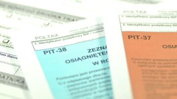 Zwrot podatku za rok 2023 – dane KAS. Ile zwrotu otrzymali Polacy? 