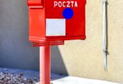 Zwolnienia w Poczcie Polskiej – 10 000 osób straci pracę?