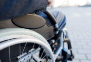 Nowy dodatek dopełniający – na ile mogą liczyć osoby z niepełnosprawnościami?