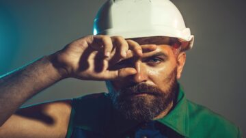 Dlaczego wszyscy Polacy zrzucają się na emerytury górników i rolników?
