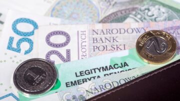 Legitymacja emeryta – to senior powinien o niej wiedzieć