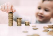 Nowy okres zasiłkowy 800 plus. Co się zmieni w świadczeniach na dzieci?