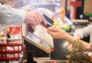 Lidl, który szczyci się niskimi cenami, zatrudni ponad 500 pracowników. Ile można zarobić?