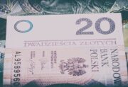 Reforma składek ZUS od umów o dzieło i zlecenia – co czeka pracowników i pracodawców w 2025 roku?