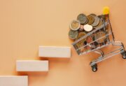 Inflacja w Polsce nie zwalnia – które produkty w sklepach są najdroższe?