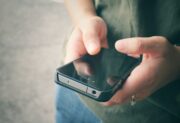 Przełomowe zmiany w ZUS – aplikacje mobilne, AI i krótsze procedury