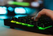 Praca w e-sporcie – nie tylko dla zawodowych graczy