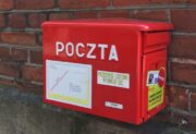 Zwolnienia dyscyplinarne i nowe inwestycje: czy Poczta Polska wyjdzie z kryzysu?