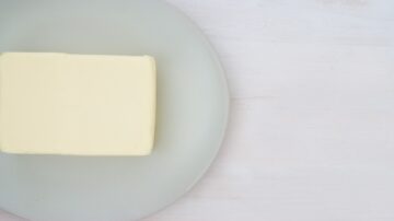 Ceny rosną, ale to nie tylko masło – jakie produkty podrożały w Polsce?