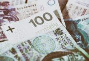 Minimalne wynagrodzenie i inne świadczenia w 2025 roku – co warto wiedzieć?
