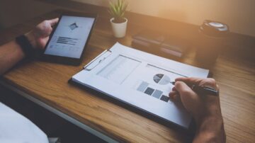 Co wrzucić w koszty firmy na koniec roku? Te wydatki obniżą Twój podatek
