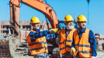 W tych zawodach pracy nie brakuje – gdzie można dobrze zarobić w 2025 roku?