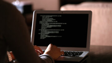 Freelancerzy zarabiają nawet 5000 złotych za jedno zlecenie – szczególnie programiści