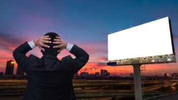 Zwolnienia w Hutchinsonie: billboardy wyrażają zawód pracowników wobec francuskiego giganta