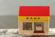 UBS i NatWest zwalniają pracowników w Polsce – co dalej z sektorem bankowym?
