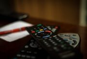 TVN na sprzedaż? Co dalej ze stacją i kto może zostać nowym właścicielem?
