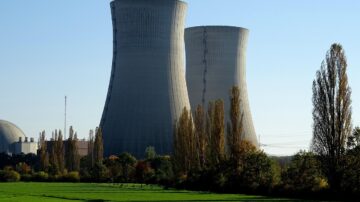 Polska atomem stoi? 60 miliardów złotych czeka na ruch prezydenta