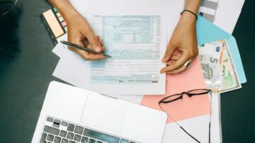 Faktoring dla firm – Uwolnij gotówkę i rozwiń swój biznes