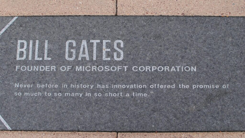 Bill Gates ogłasza rewolucję: „Nie umrę bogaty”
