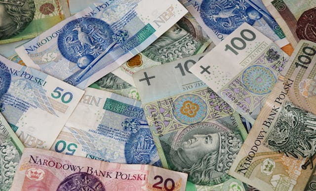 Analityk finansowy – kim jest? Jak zdobyć ten zawód i na jakie zarobki można liczyć?