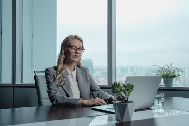 Manager – kim jest? Jak zdobyć stanowisko i ile można zarobić?