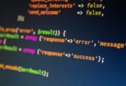 Programista PHP – kim jest? Jak zdobyć zawód i ile można zarobić?