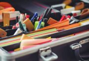 Pracownik zaopatrzenia – kim jest? Jak nim zostać i ile można zarobić?