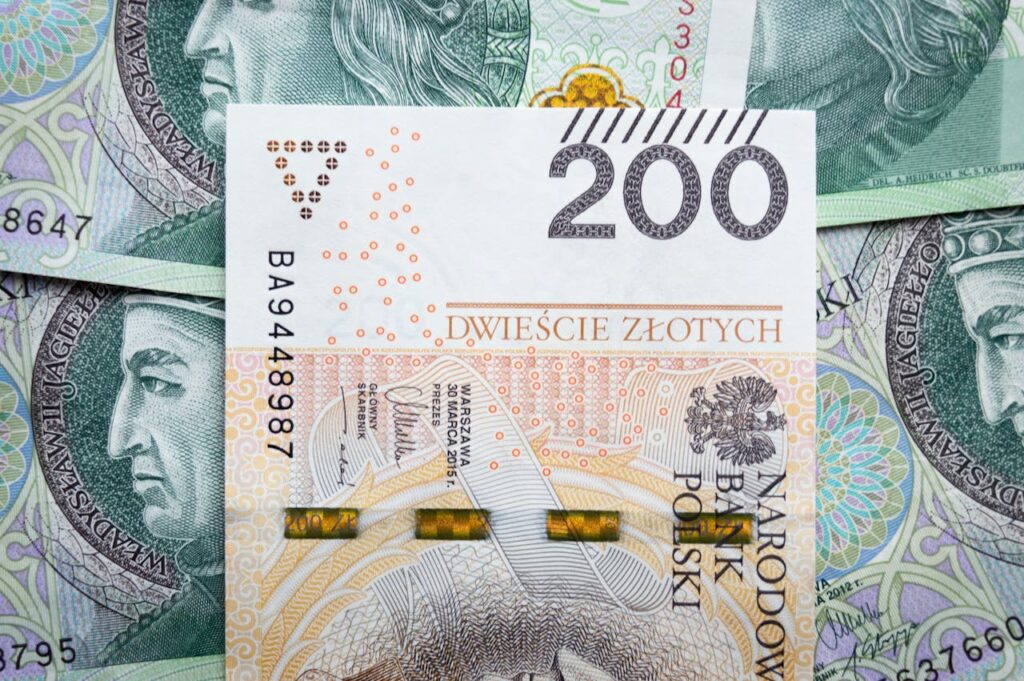 Waloryzacja emerytur 2026. Ile zyskają seniorzy po marcowych podwyżkach