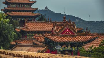 Spowolnienie w Chinach ujawnia pęknięcia w dotychczasowym modelu wzrostu