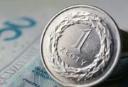 Złoty najmocniejszy od lat. Odreagowanie rynków i dane z Polski grają na naszą korzyść