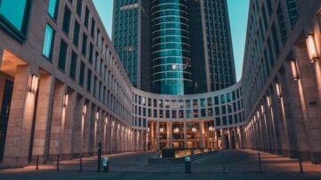 Włoski ruch wokół Commerzbanku. Czy mBank znajdzie się w nowej układance właścicielskiej?