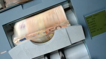 Czy to koniec obniżek stóp procentowych? RPP patrzy na inflację z rosnącą ostrożnością