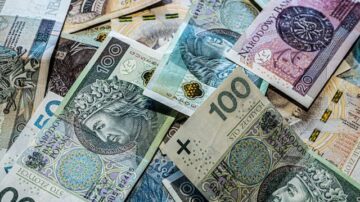 Pensje w Polsce biją rekord, ale tempo podwyżek wyraźnie słabnie