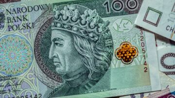 Pensje znów zaskoczyły ekonomistów. Średnia przekroczyła 9,4 tys. zł
